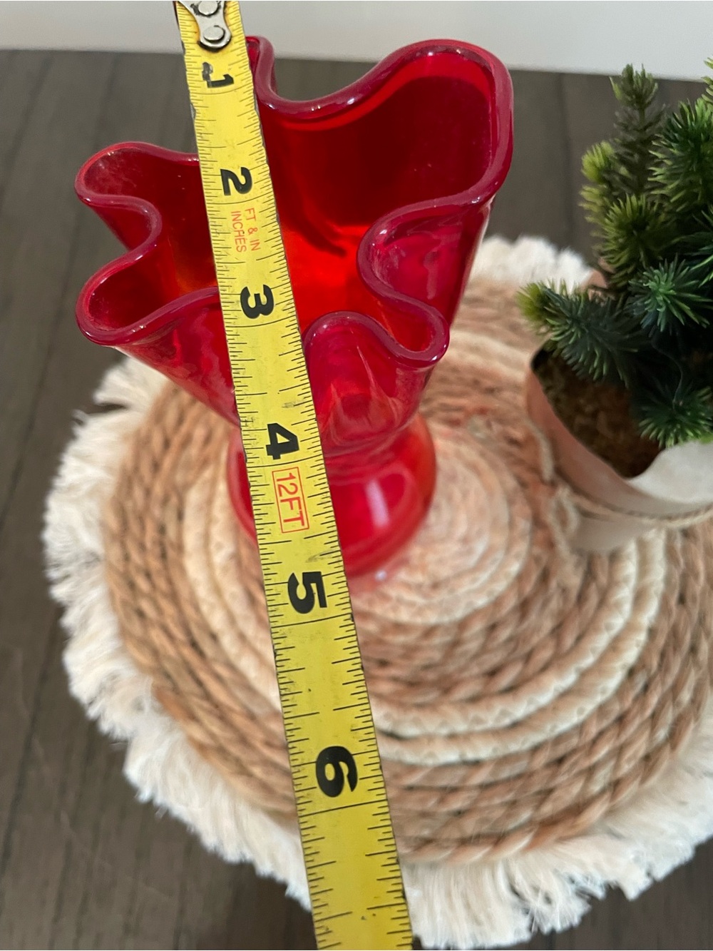 Vintage Red and Orange Glass Vase - Picture 8 of 8